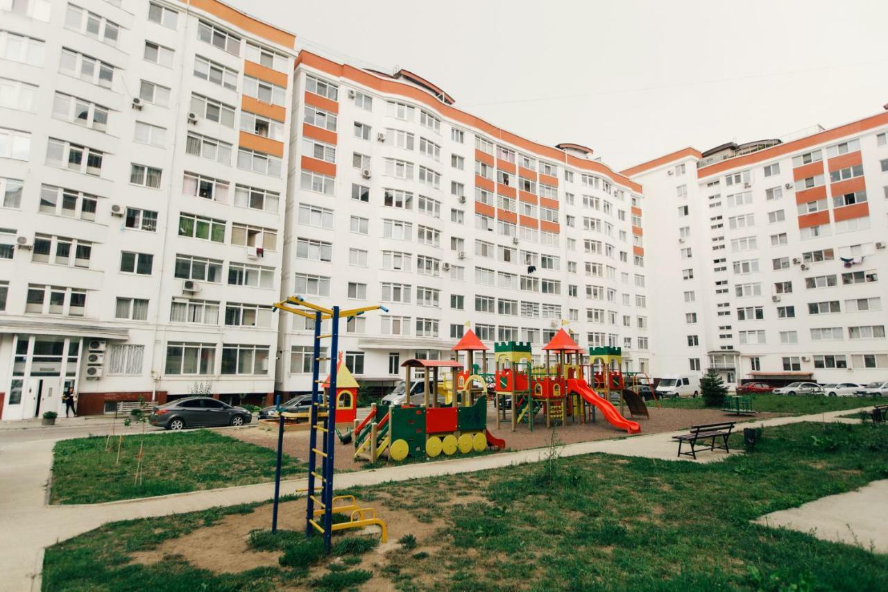 Oazis Apartments Černivci Esterno foto